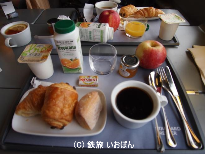 朝食